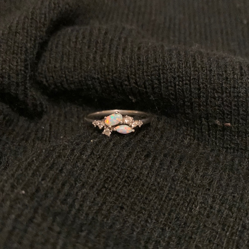 White sapphire & opal ring